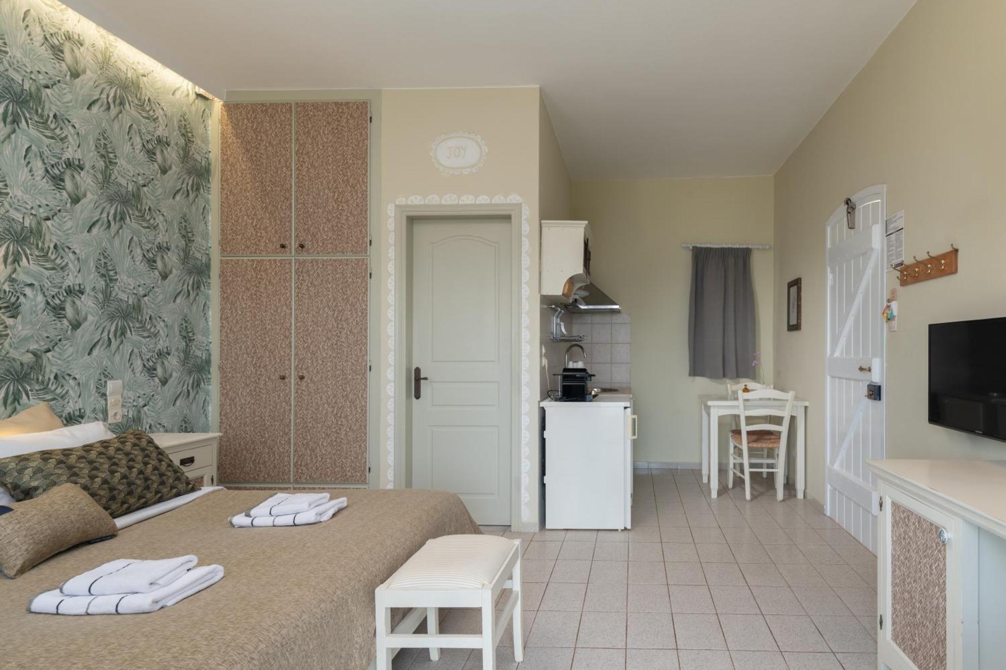 Adrakos Apartments (Adults Only) Elounda  Exterior photo